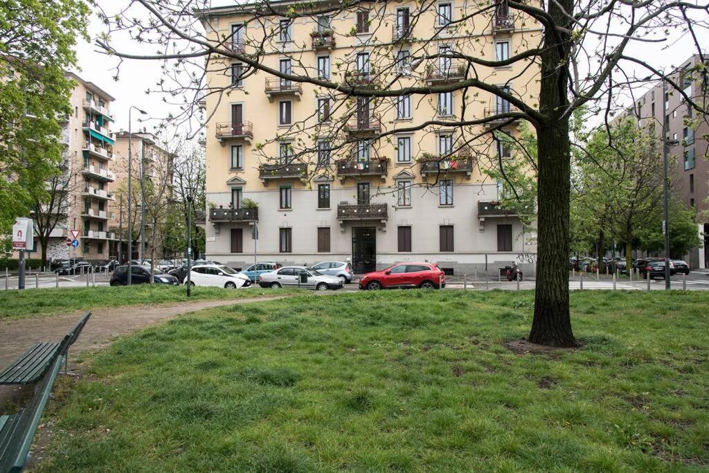Mico 1 Bedroom Apartment - Youhosty Milánó Kültér fotó